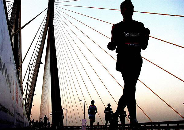 Standard Chartered Mumbai Marathon 2014 | Standard Chartered Mumbai Marathon 2014 Slides | Standard Chartered Mumbai Marathon 2014 Photos | Photo of 0