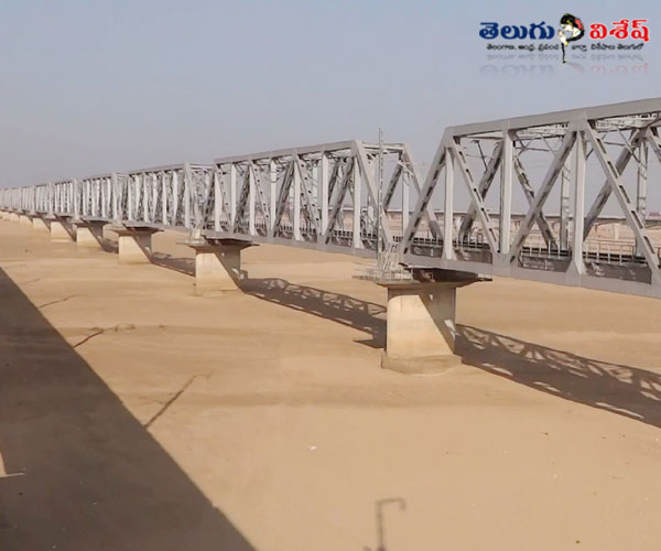 best railway bridges | vembanad bridge | మహానది రైల్వే వంతెన | Photo of 0