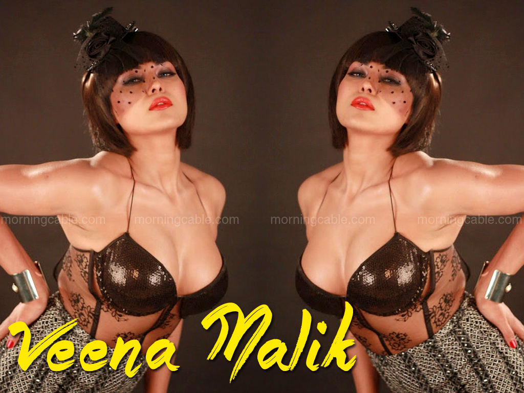 Veena Malik Hot Wallapers | Veena Malik Wallpapers | Photo 1of 3 | Veena Malik Posters