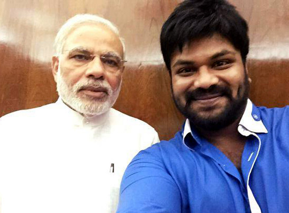 MohanBabu-Family-Meet-Modi-7