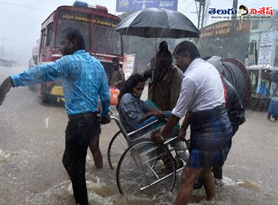 Heavy-Rain-in-Chennai2