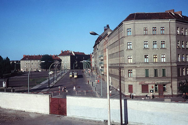 berlin-wall-9