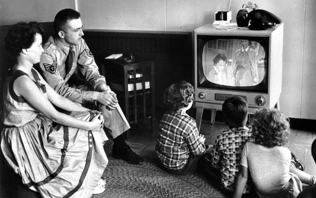 TOO much time in front of the television could be putting older Australians at risk of Type 2 diabetes, and the risk increases each hour.