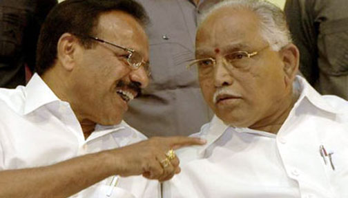  Yeddyurappa joins issue with Sadananda Gowda 
