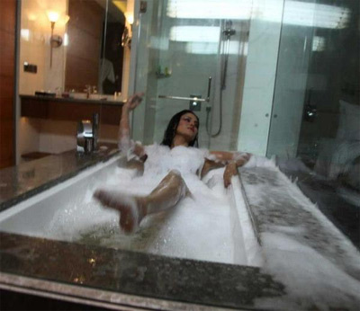 Veena_Malik_hot