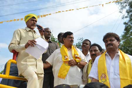 chandra babu fire on congress party
