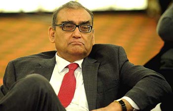 justice katju gets legal notice from lucknow siblings 