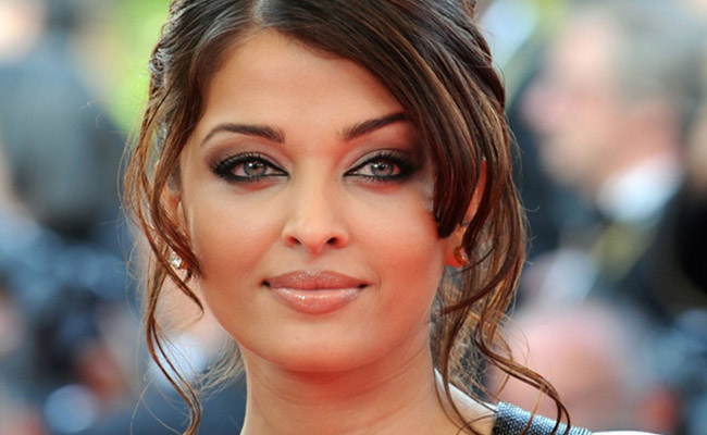 aishwarya rai hot kiss controversy 