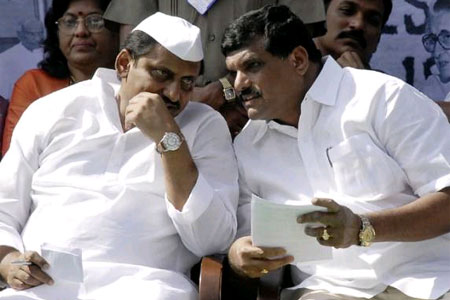 cm kiran kumar reddy vs pcc chief botsa