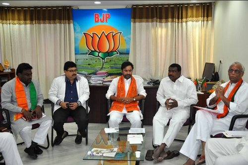 Call all-party meeting to protect Telugu: BJP 