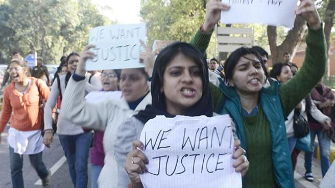 Delhi gang-rape: Protests near Rastrapati Bhavan 