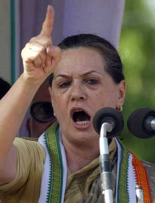 sonia gandhi fire on pcc botsa satyanarayana