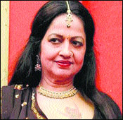 Item_girl_Jyothilakshmi