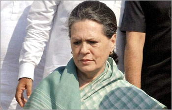 sonia gandhi kumbh visit cancelled