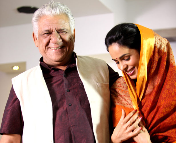 mallika sherawat dirty politics saree