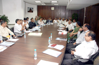 Government offices to work 5 days a week 