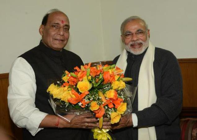 Narendra Modi meets Rajnath Singh, discusses 2014 Lok Sabha polls 