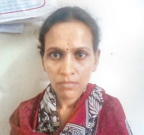 Maid Robs 13 Homes, Splurges on 8 Boyfriends