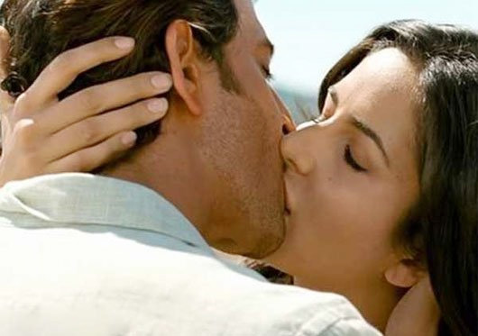 lip-lock-kiss