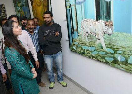 upasana launches paintings exhibition