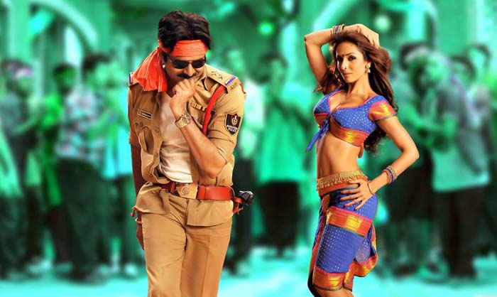 gabbar-singh-pawankalyan-and-malaika-arora-item-song-stills-pics-gallery-2