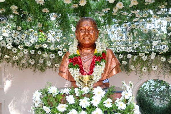 Dasari Narayana Rao Wife Padma Statue Inauguration|