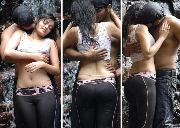 Sneha-Ullal Hot Bed room Video