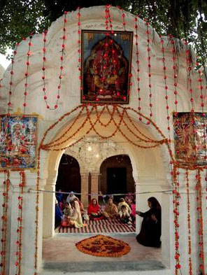 Historic Hindu temple vandalised in Pakistan
