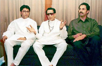 Bal_Thackeray4