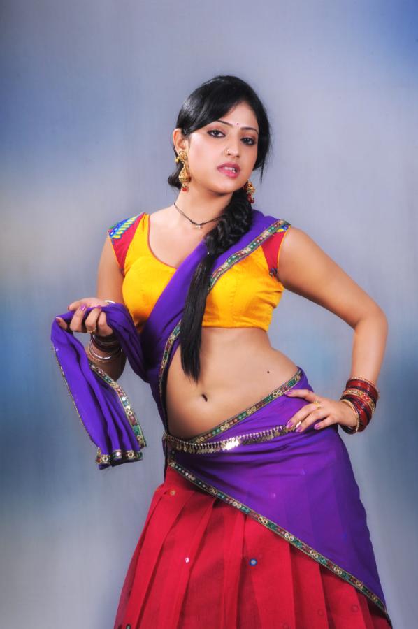 Abbai-Class-Ammay-Mass-Movie-Stills-4