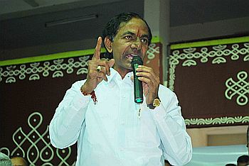 kcr serious deadline for telangana again