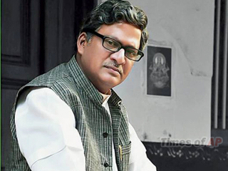 Actor Rajendra Prasad attacked Heart Pain hospitalized