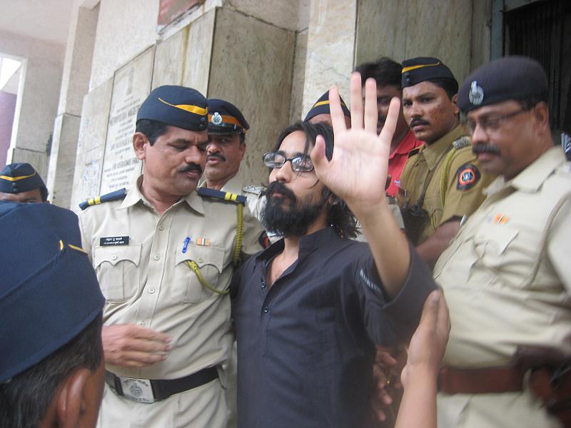 Cartoonist Aseem Trivedi to walk out of jail today 