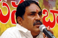 Errabelli on kadiyam srihari
