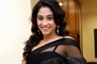 Tamil director ask to rezina nude role in tamil movie