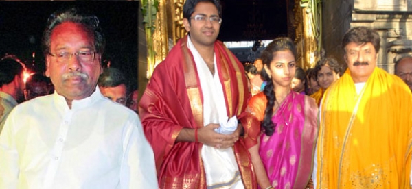 కావూరిని తాకిన సమైక్య.. బాలయ్య అభిషేకం.. 