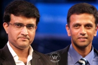 Talk war between rahul dravid and saurav ganguly on sachin autobiography book in the chappell episode