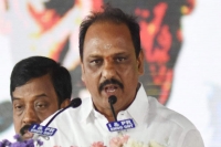 Andhra pradesh minister family goes self quarantine
