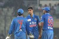 Ashish nehra regrets turning down this offer from ms dhoni