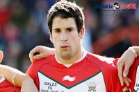 Danny jones keighley player dies after cardiac arrest during game