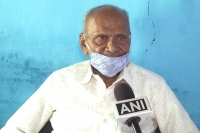 87 year old doctor in maharashtra braves covid 19 to treat villagers