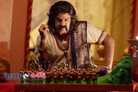 Hc notices to satakarni and rudramadevi makers