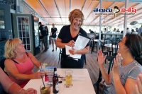 Maine gov wife ann lepage become waitress for buying car