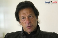 Imran khan ranks sachin low than gavaskar