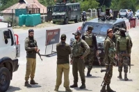 2 terrorists killed in encounter in kashmir s awantipora arms recovered