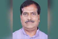 Union minister suresh angadi dies of covid pm deve gowda express grief