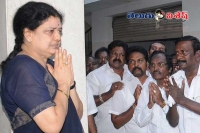 Sasikala follows jayalalithas route
