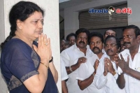 Sasikala follows jayalalithas route