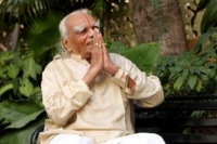 Modi pays tribute to yoga guru b k s iyengar
