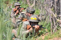 Army foils two infiltration bids in jammu and kashmir